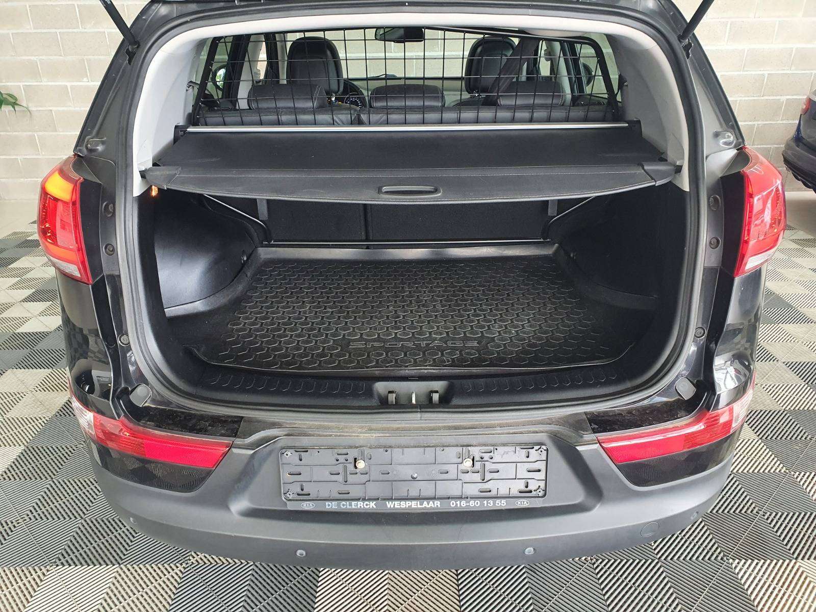 Kia Sportage 🟢1.7 DIESEL 116CV - 1ER MAIN - FULL CARNET - TOIT OUVRANT