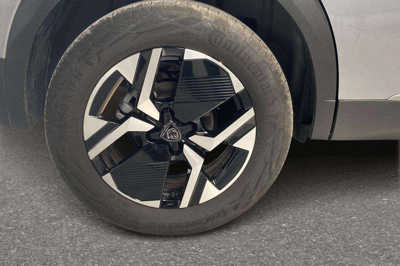 Peugeot 2008 GT HYBRID *Caméra recul MirrorLink