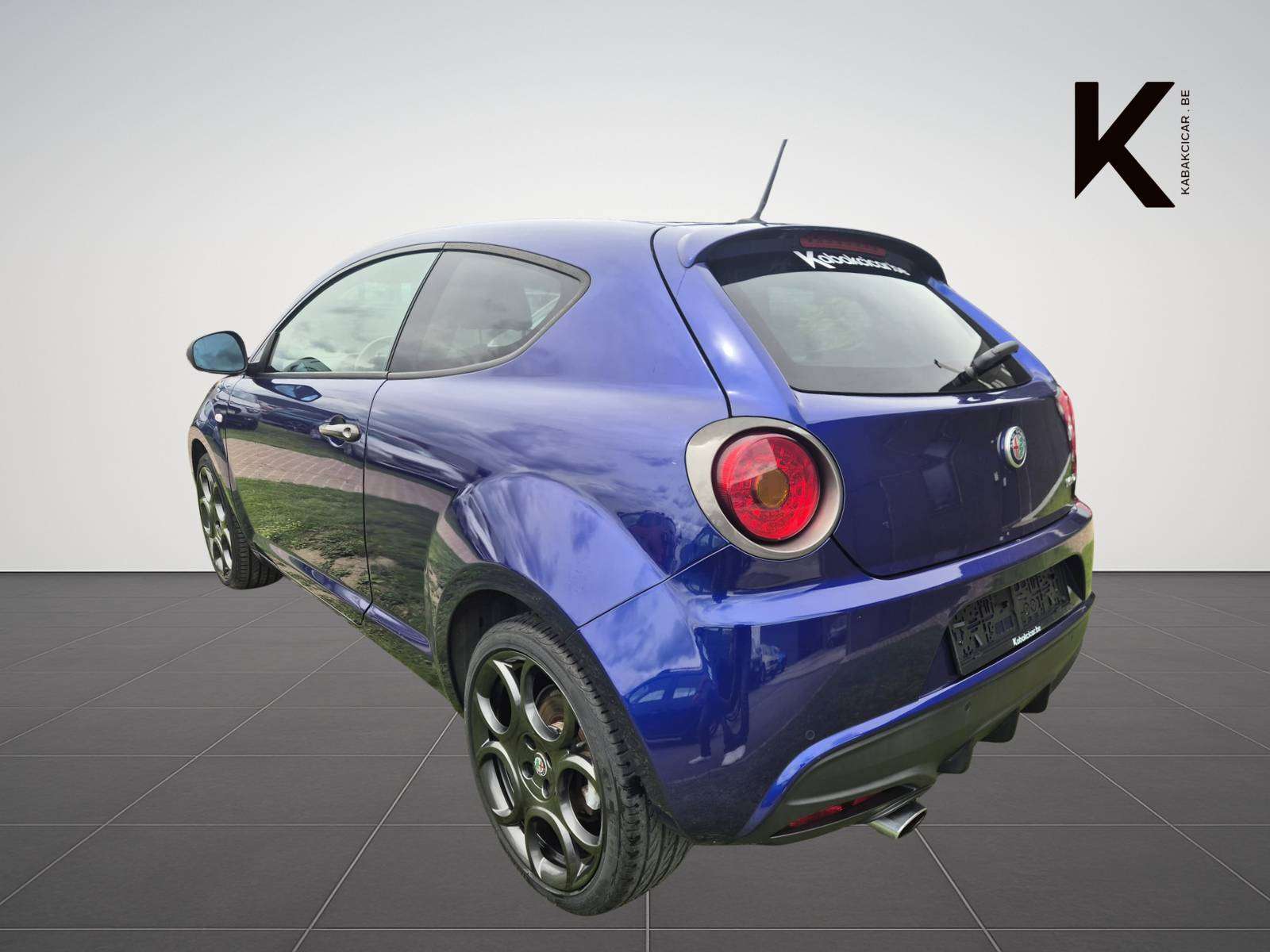 Alfa Romeo MiTo 1.4i Super / Navigation / Ecran Multifonction / Alcantara Partiel / Garantie 12 Mois