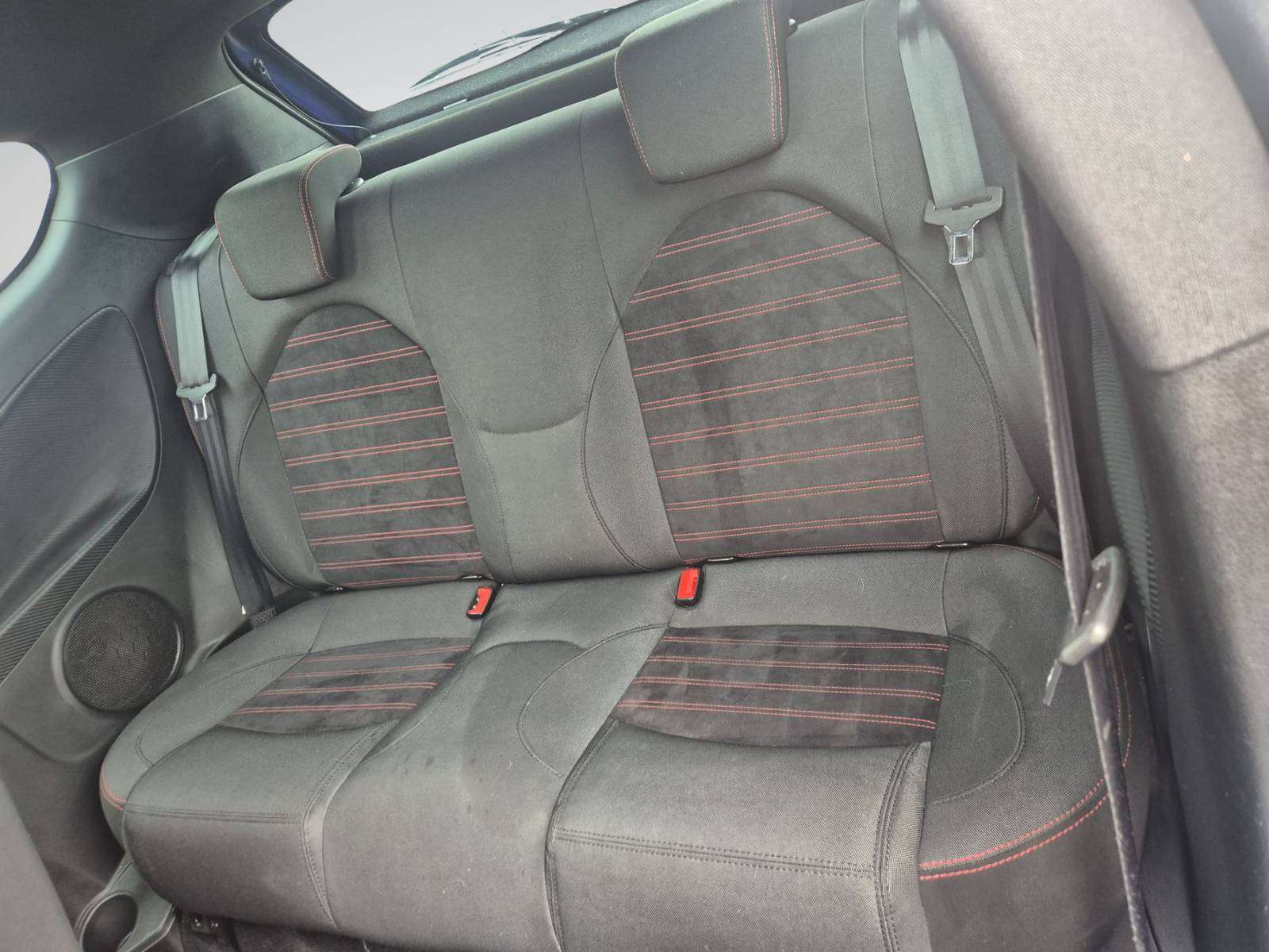 Alfa Romeo MiTo 1.4i Super / Navigation / Ecran Multifonction / Alcantara Partiel / Garantie 12 Mois