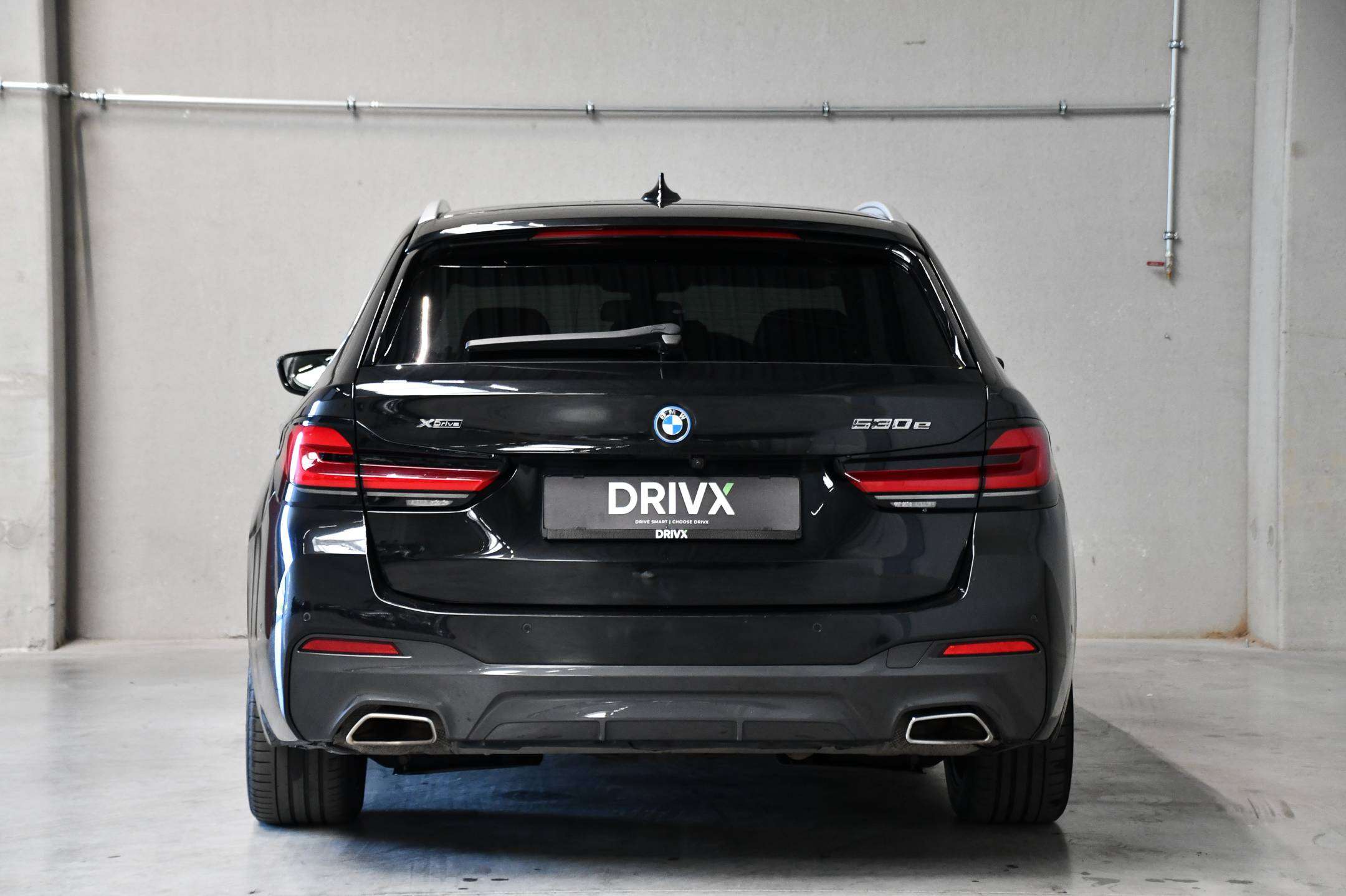 BMW 530 Touring X-Drive I PHEV I M-SPORT I Adaptief onderstel I Integral Active Steering I Laserlichten I Panodak