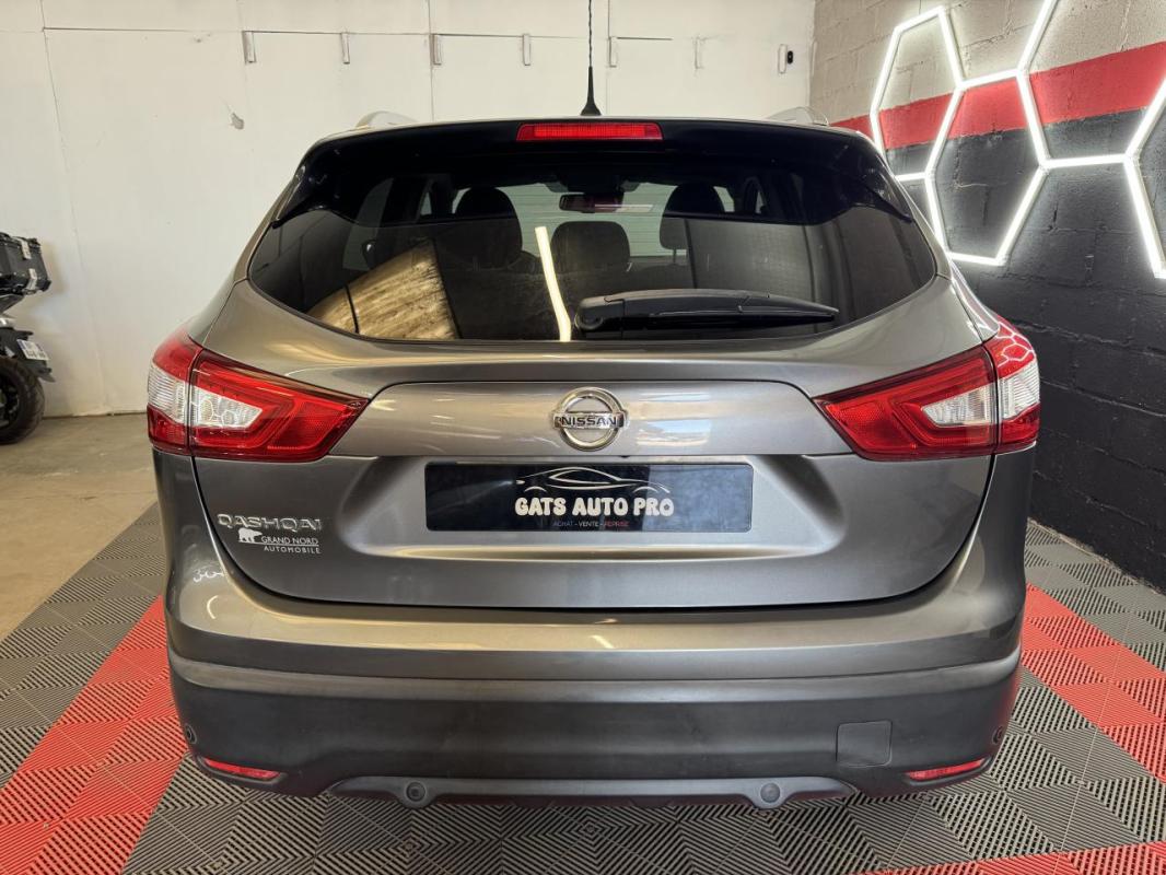 Nissan Qashqai 1.6 dCi FAP - 130 2016 II N-Connecta ENTRETIEN A JOUR TOIT PANORAMIQUE CAMERA 360°