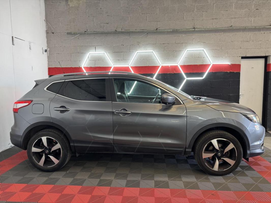 Nissan Qashqai 1.6 dCi FAP - 130 2016 II N-Connecta ENTRETIEN A JOUR TOIT PANORAMIQUE CAMERA 360°