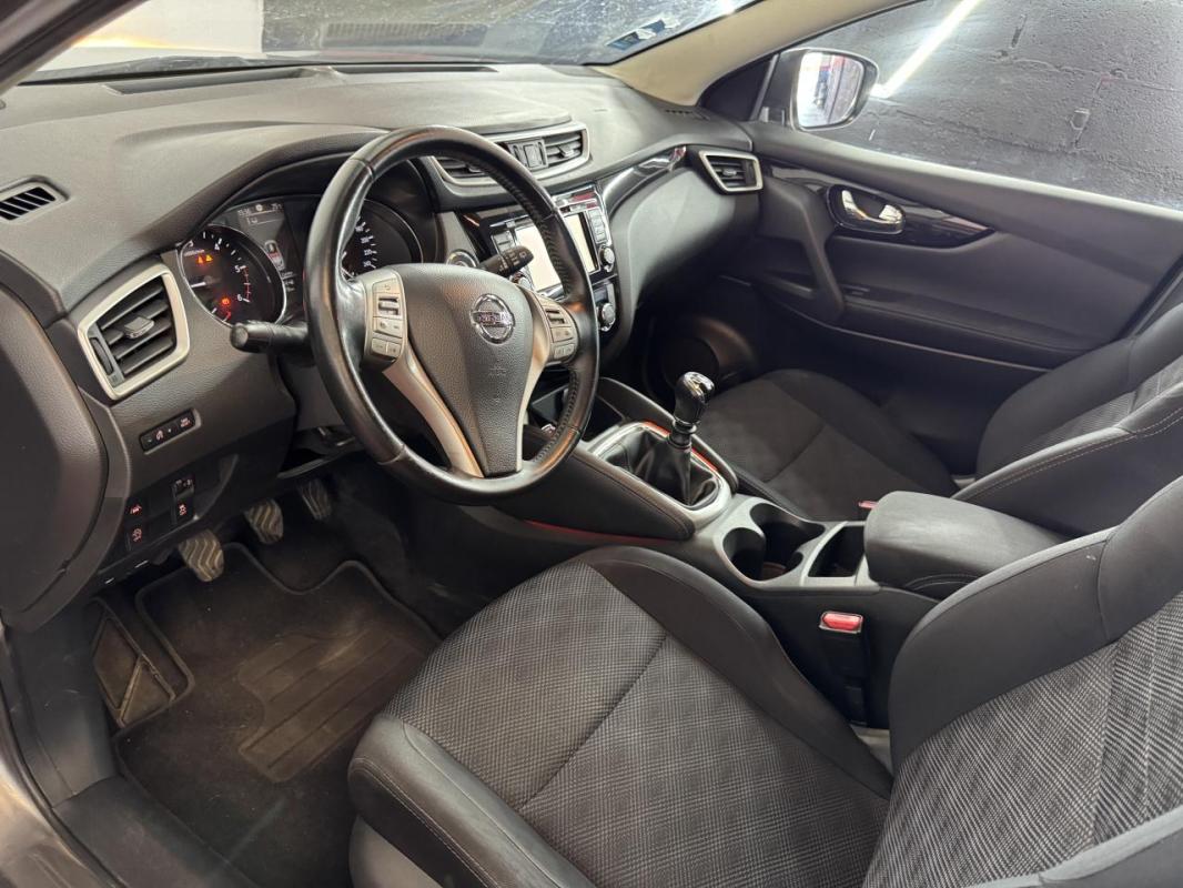 Nissan Qashqai 1.6 dCi FAP - 130 2016 II N-Connecta ENTRETIEN A JOUR TOIT PANORAMIQUE CAMERA 360°