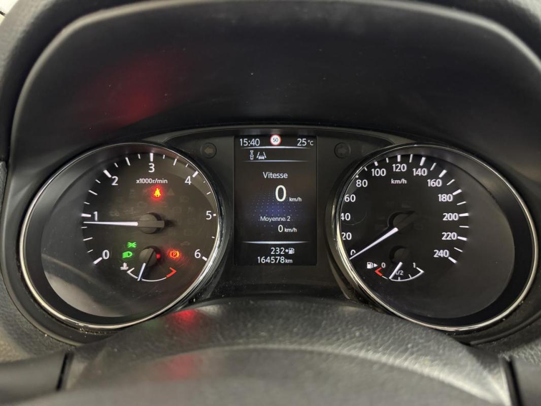 Nissan Qashqai 1.6 dCi FAP - 130 2016 II N-Connecta ENTRETIEN A JOUR TOIT PANORAMIQUE CAMERA 360°