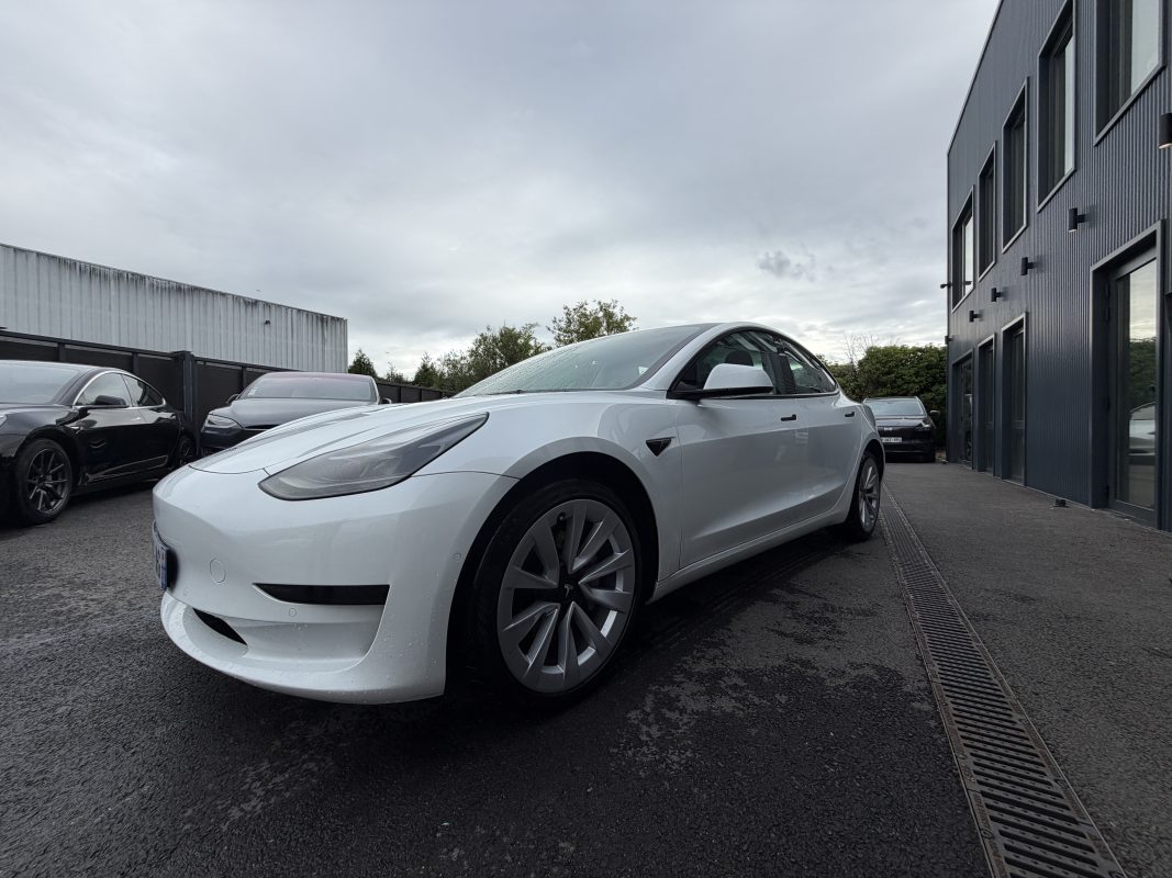 Tesla Model 3 STANDARD PLUS RWD