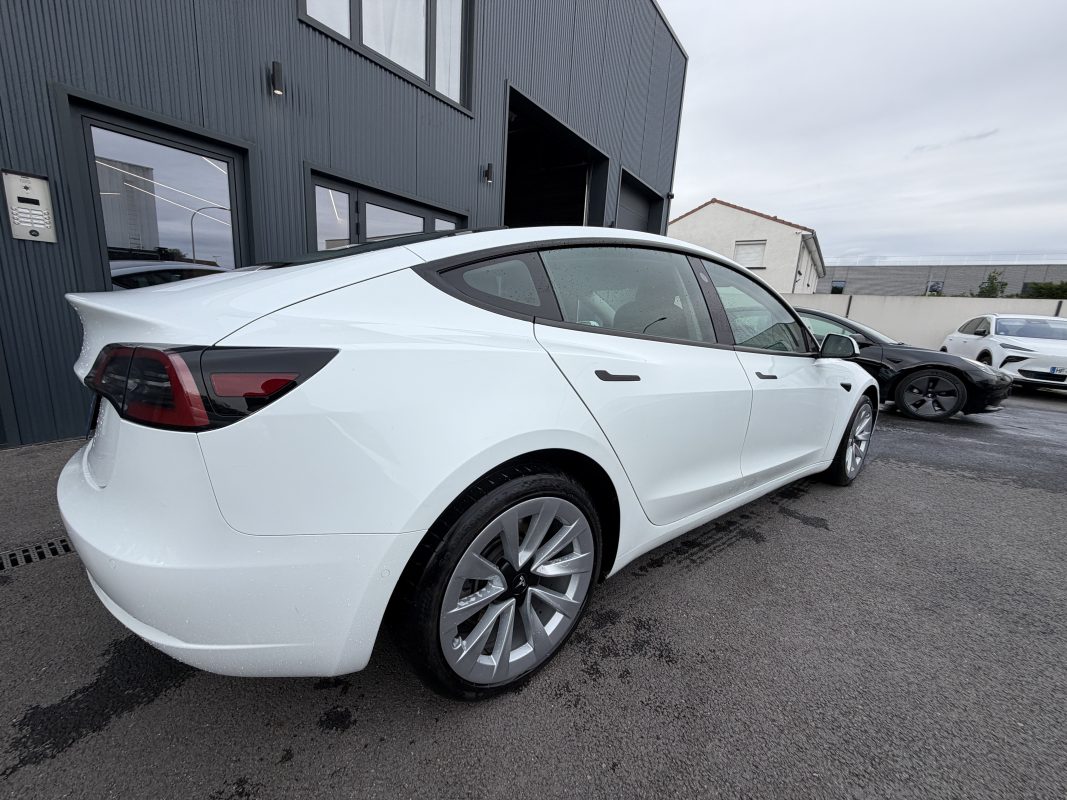 Tesla Model 3 STANDARD PLUS RWD