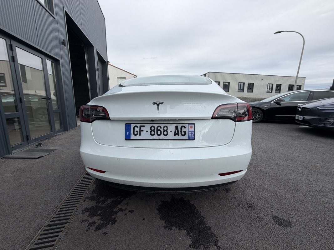 Tesla Model 3 STANDARD PLUS RWD