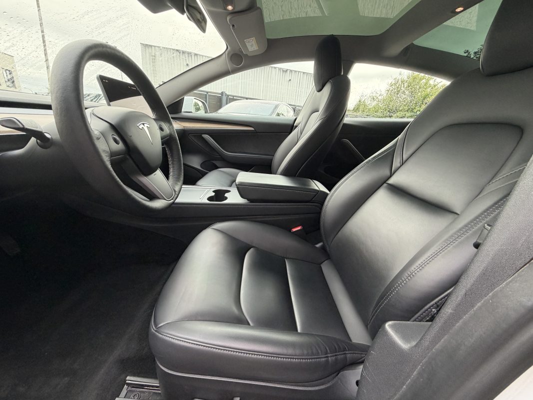Tesla Model 3 STANDARD PLUS RWD