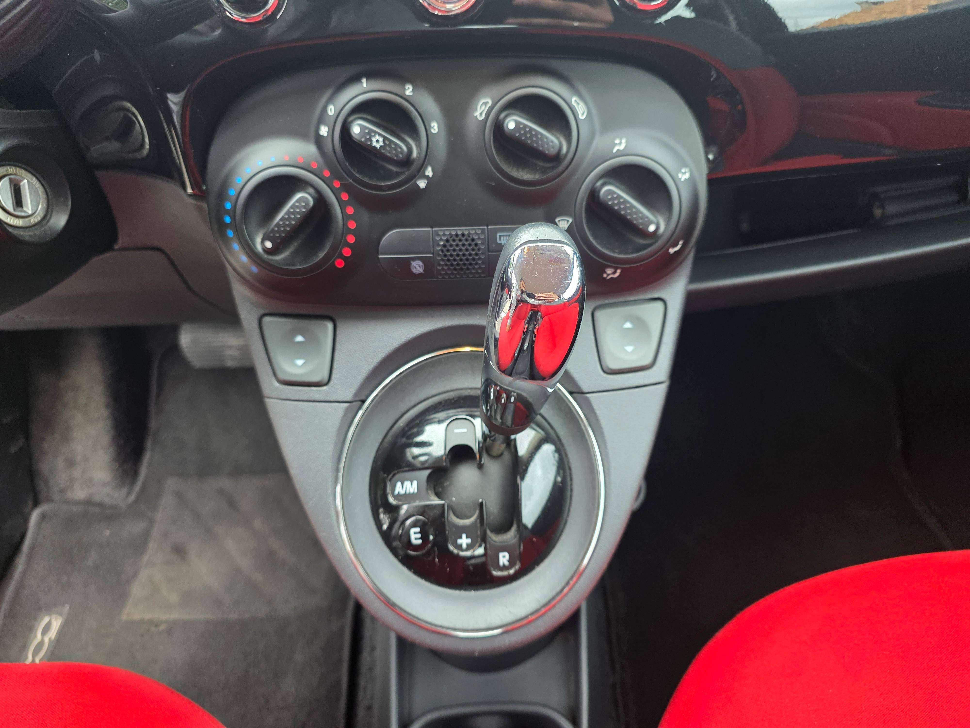 Fiat 500 1.2i Lounge PUR-Start&Stop "AUTOMAAT" 1°EIG. IN ZEER GOEDE STAAT !!