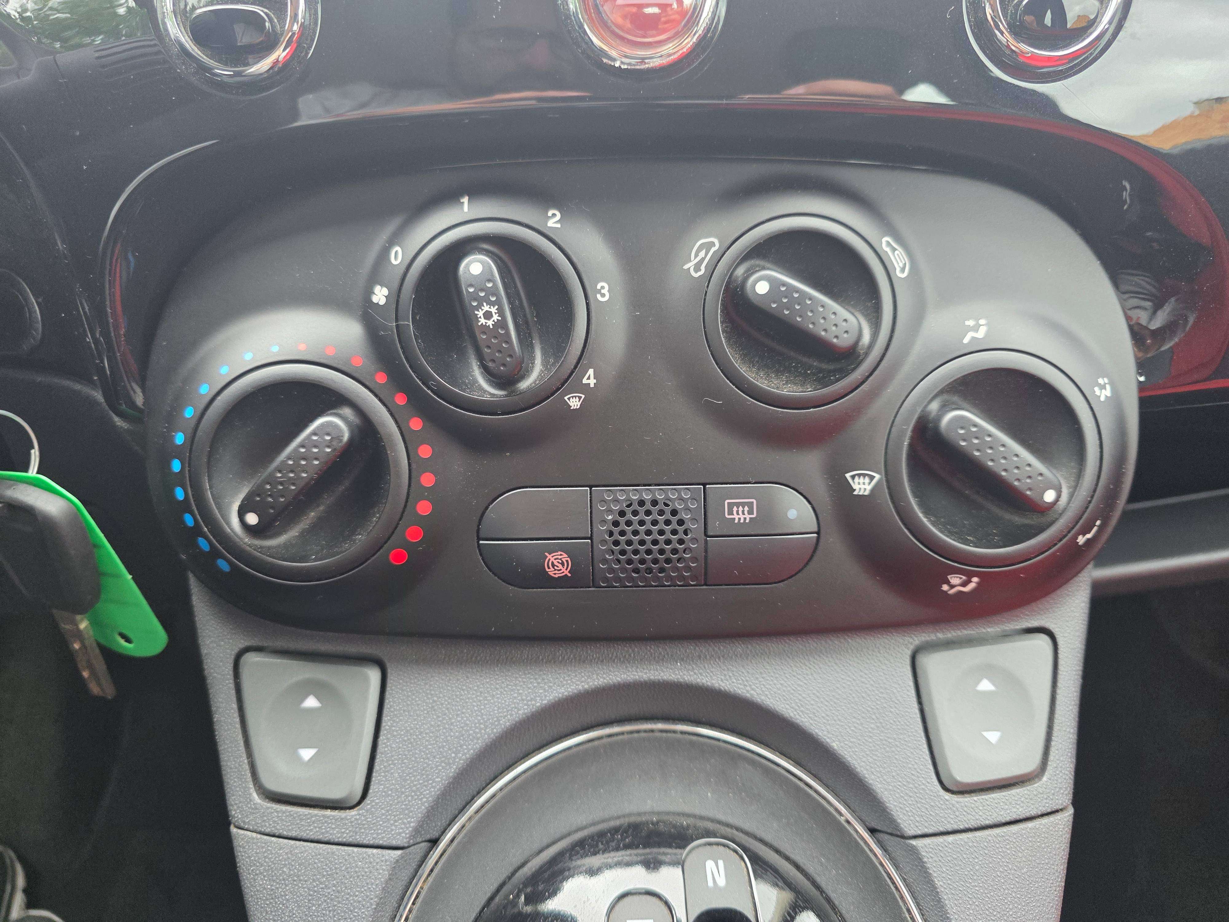 Fiat 500 1.2i Lounge PUR-Start&Stop "AUTOMAAT" 1°EIG. IN ZEER GOEDE STAAT !!