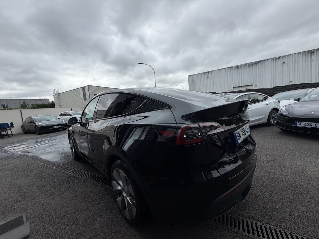 Tesla Model Y PROPULSION