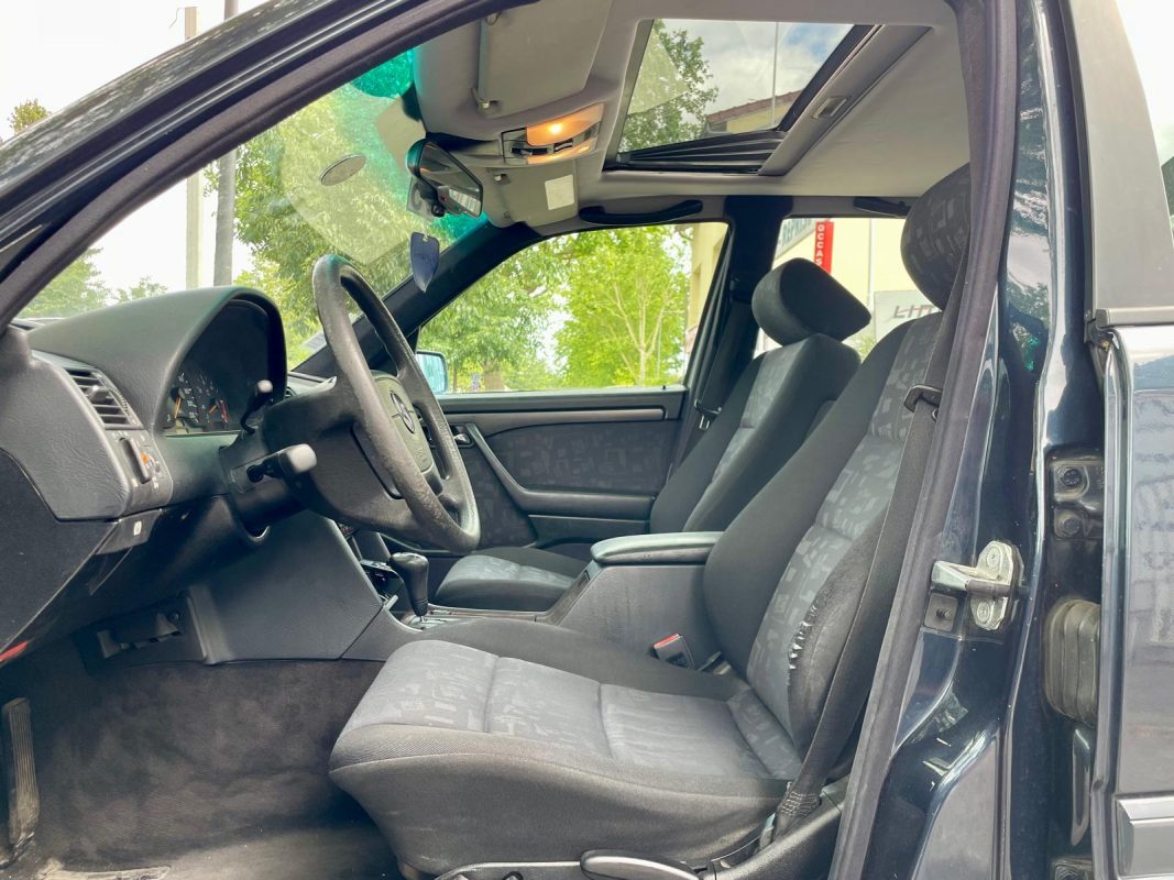 Mercedes-Benz Classe C 250TD 150ch CLASSIC BA
