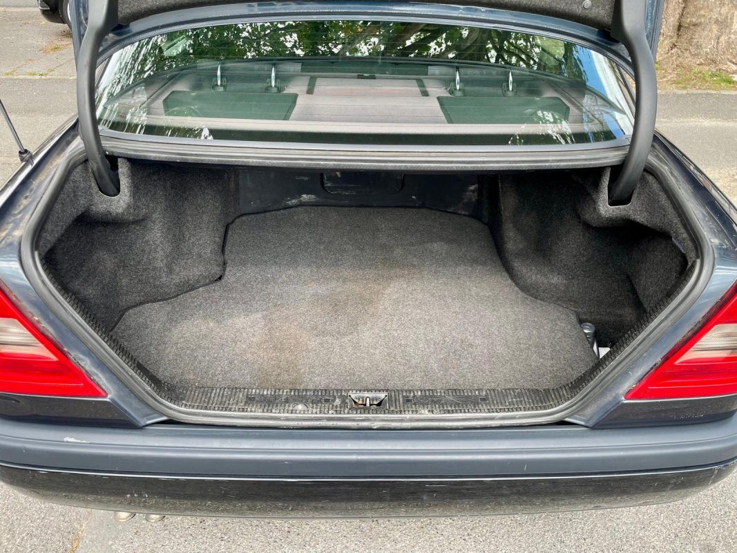 Mercedes-Benz Classe C 250TD 150ch CLASSIC BA