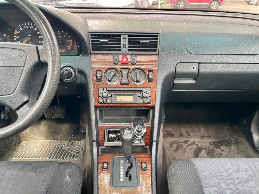 Mercedes-Benz Classe C 250TD 150ch CLASSIC BA