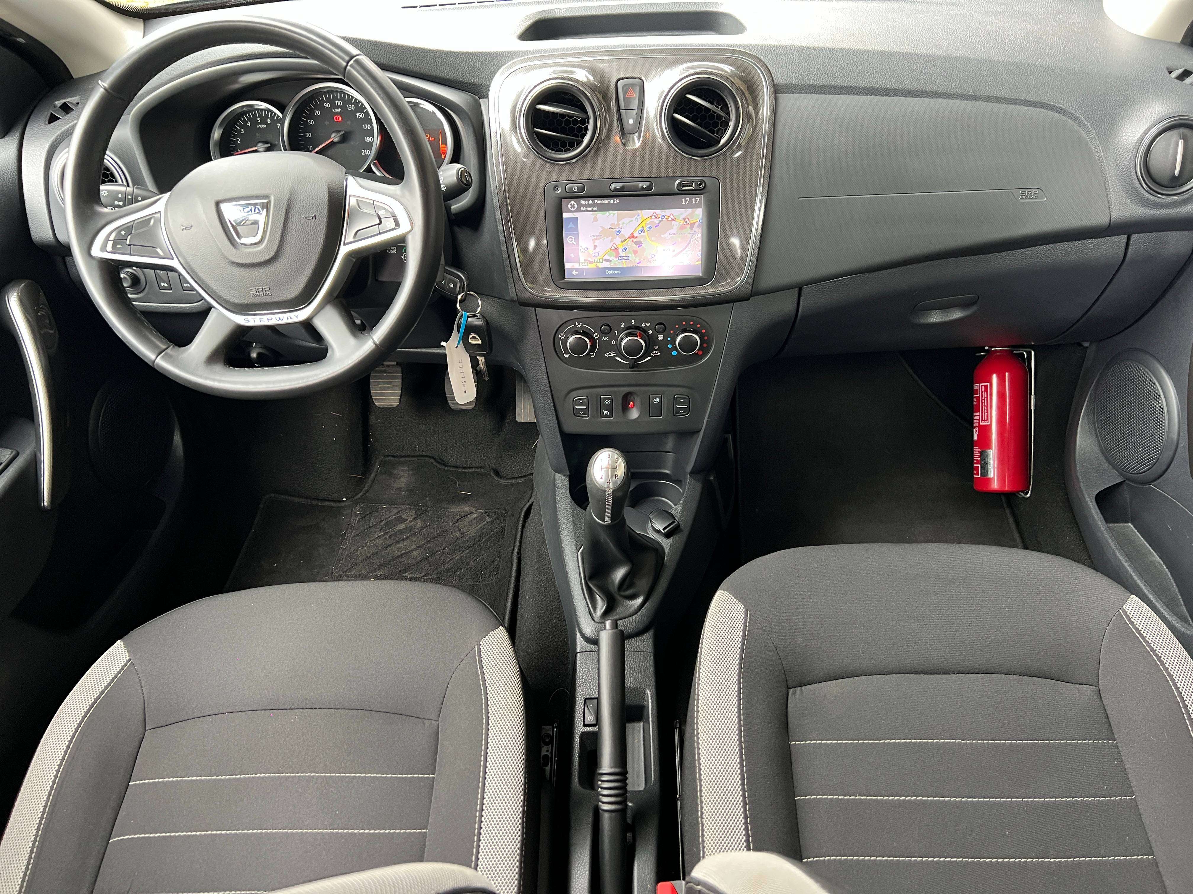 Dacia Sandero Stepway 0.9 TCe 90cv (navig airco Bluetooth 12 mois de garantie))