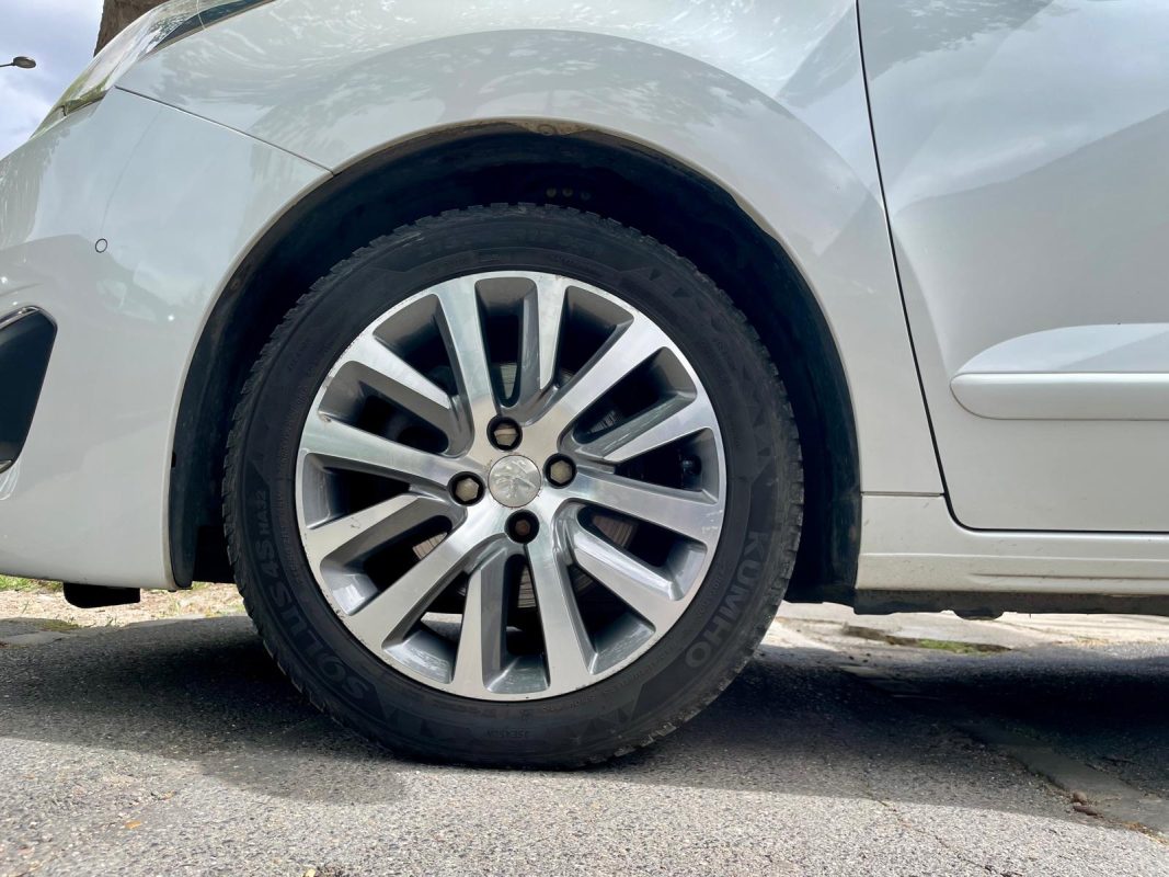 Peugeot 5008 2.0 HDI 160 FELINE BA