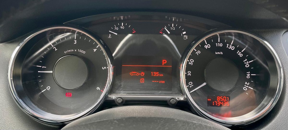 Peugeot 5008 2.0 HDI 160 FELINE BA
