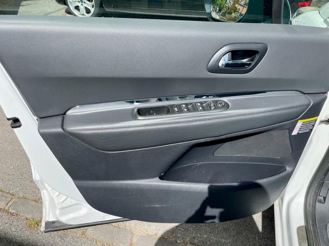 Peugeot 5008 2.0 HDI 160 FELINE BA
