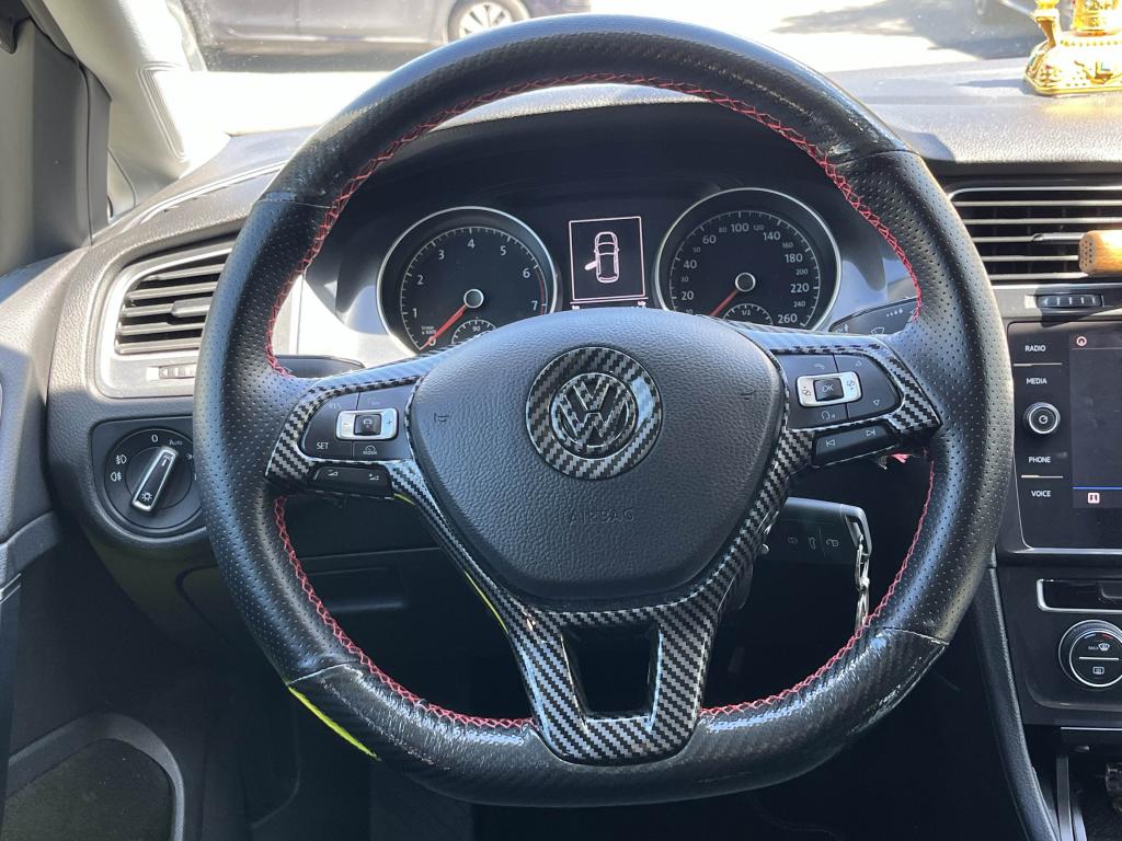 Volkswagen Golf 1.0 TSI BlueMotion - 110 BV DSG 7 VII BERLINE Confortline Business PHASE 2