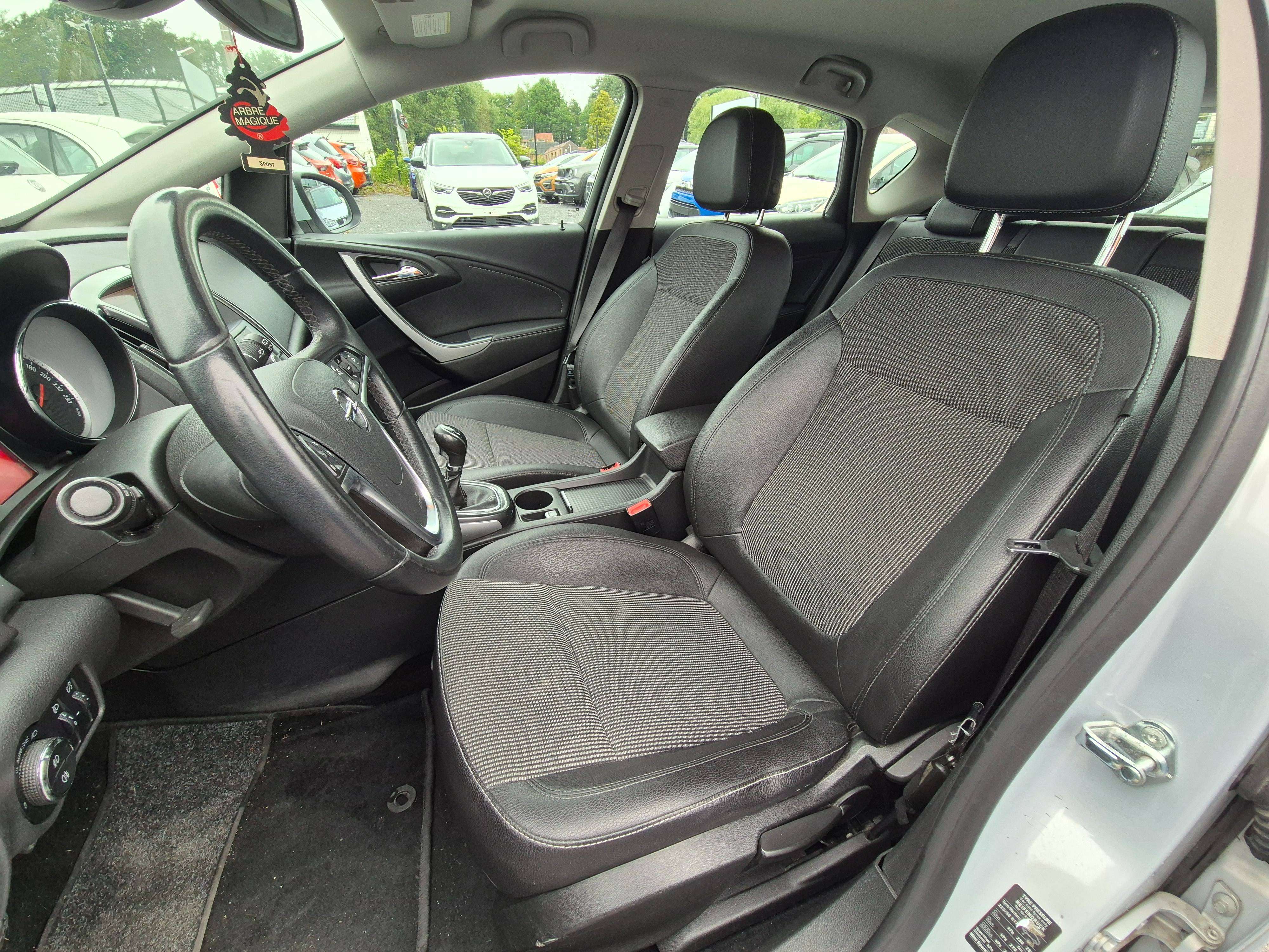 Opel Astra 1.7 CDTi Cosmo