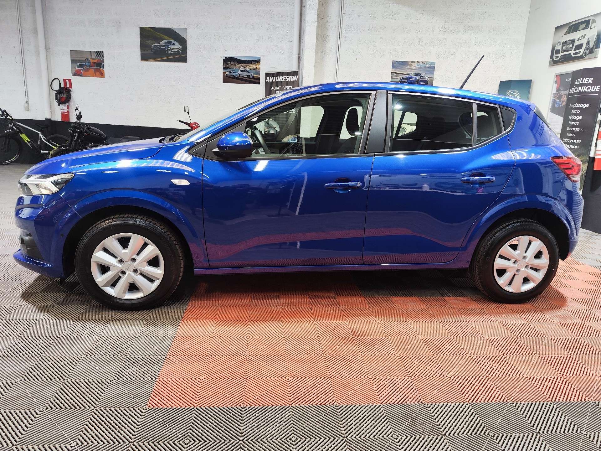 Dacia Sandero Sandero 1.0 TCe Expression CVT ** 6000km **