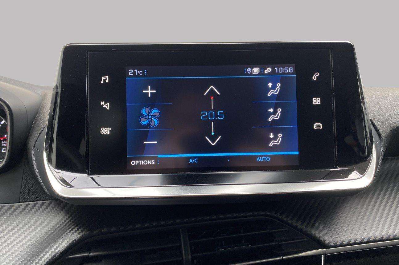 Peugeot 208 Allure* GPS détecteurs obs.