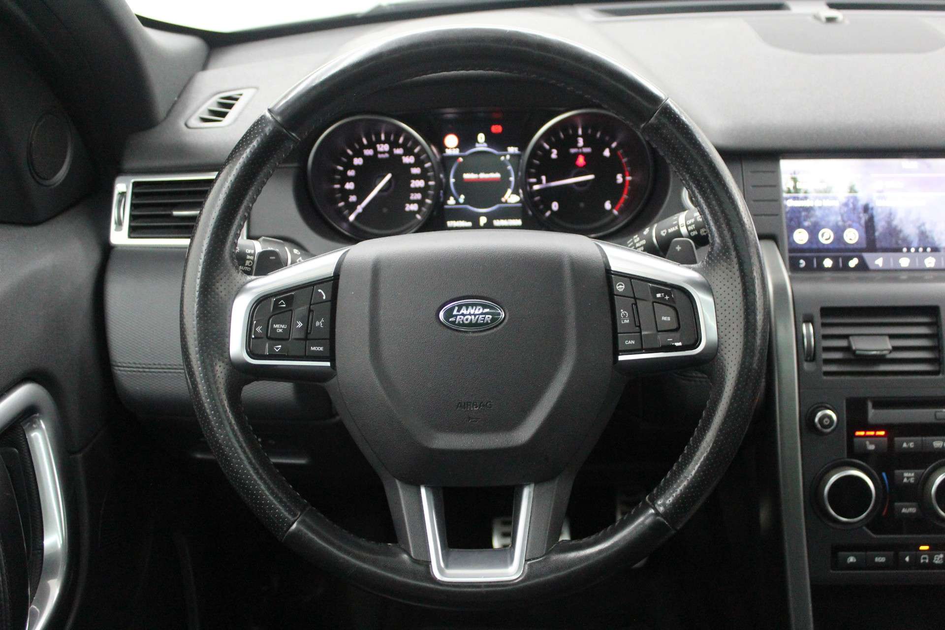 Land Rover Discovery Sport Discovery Sport 2.0 TD4 HSE * Garantie *
