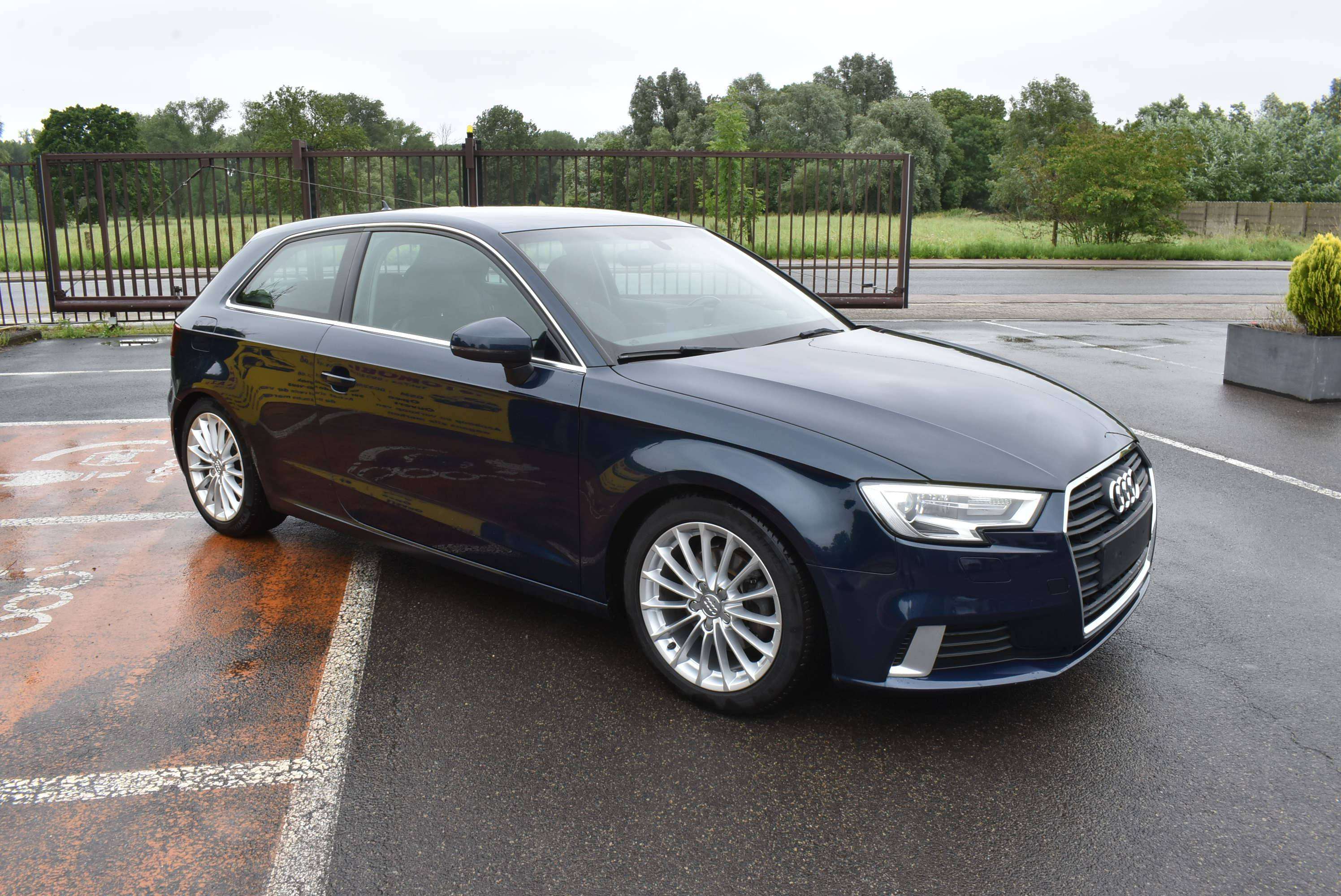 Audi A3 1.6 TDi Design Pack Sport GPS/Xenon ***12M GARANTIE***