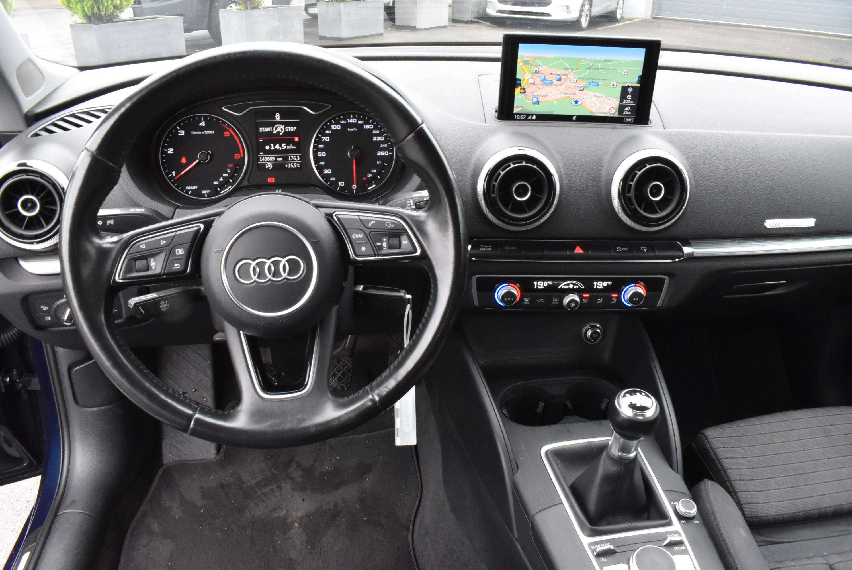 Audi A3 1.6 TDi Design Pack Sport GPS/Xenon ***12M GARANTIE***