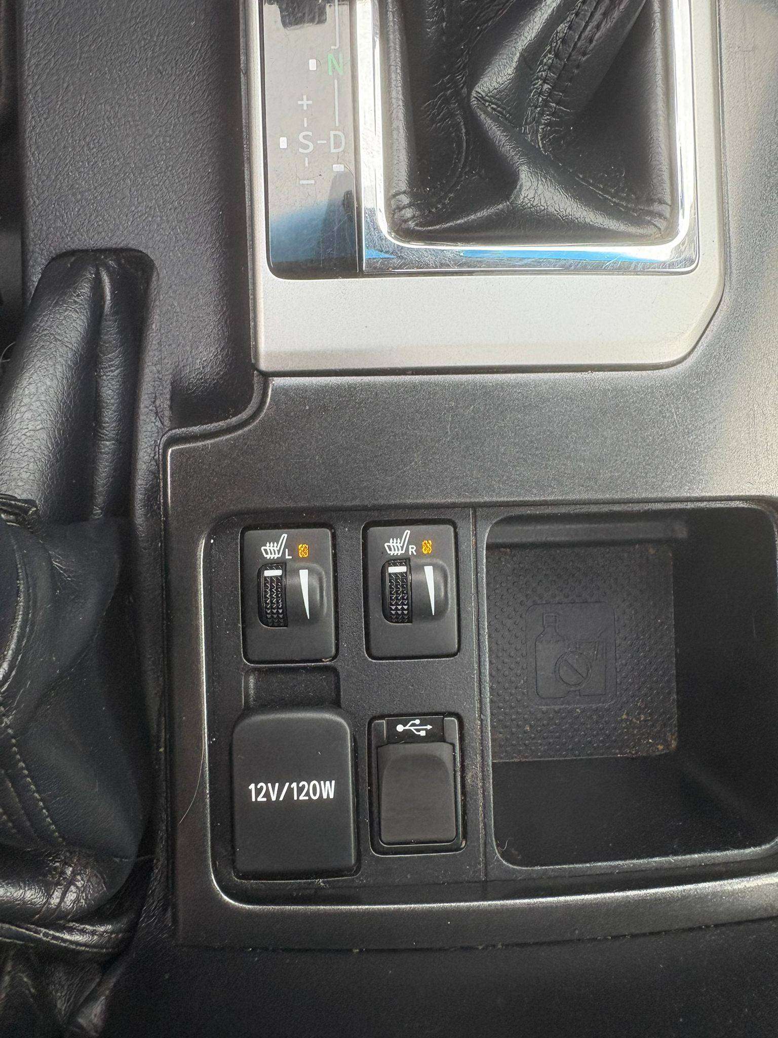 Toyota Land Cruiser 3.0 D 190 cv / Premium / Belgium Car/ 5 Seats / CTTE
