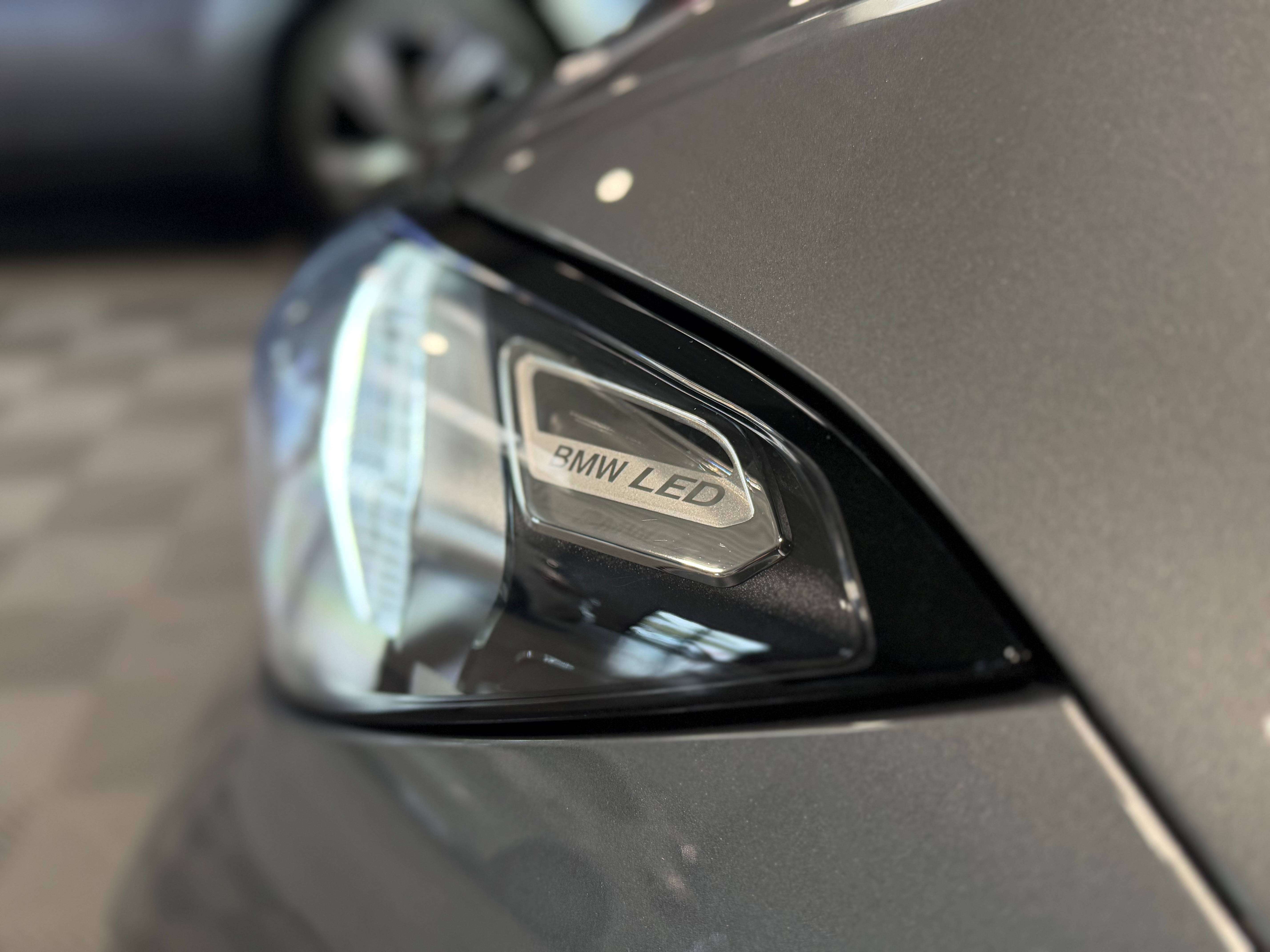 BMW 318 iA, PACK M, Apple Car-Play, Capteurs AV/AR, LED