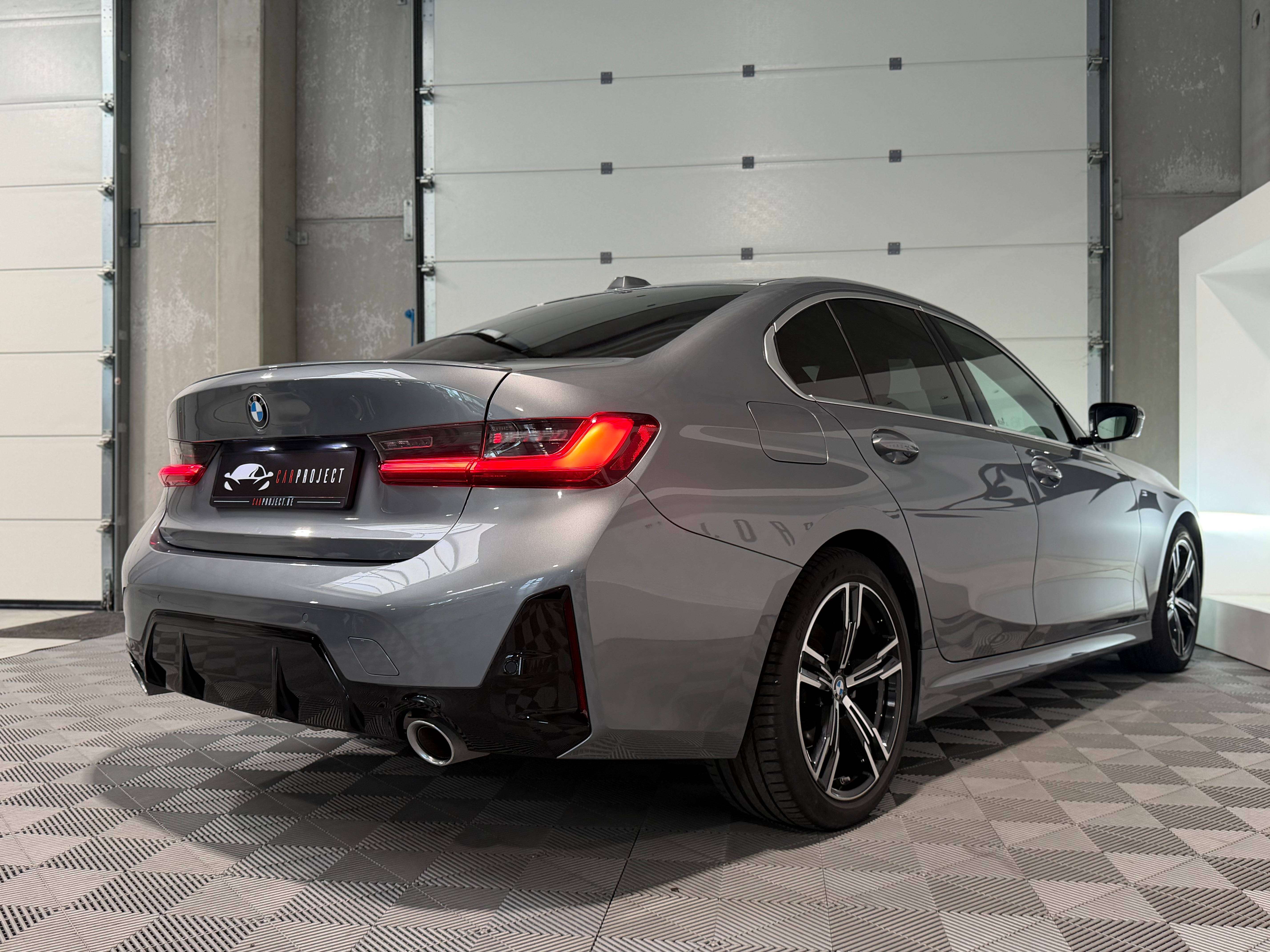 BMW 318 iA, PACK M, Apple Car-Play, Capteurs AV/AR, LED