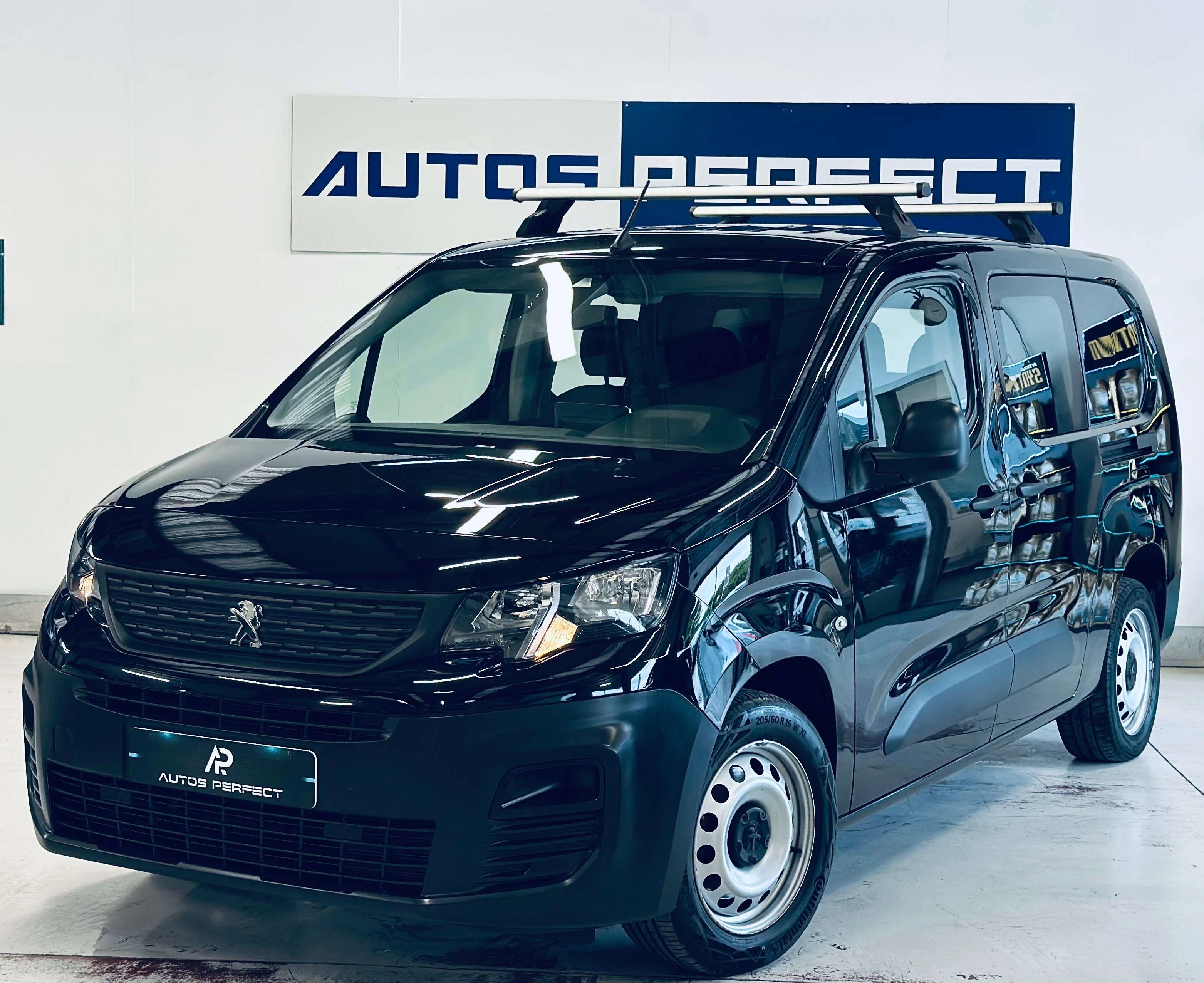 Peugeot Partner 1.5 BlueHDi L2 DOUBLE CABINE CLIM NAVI PDC