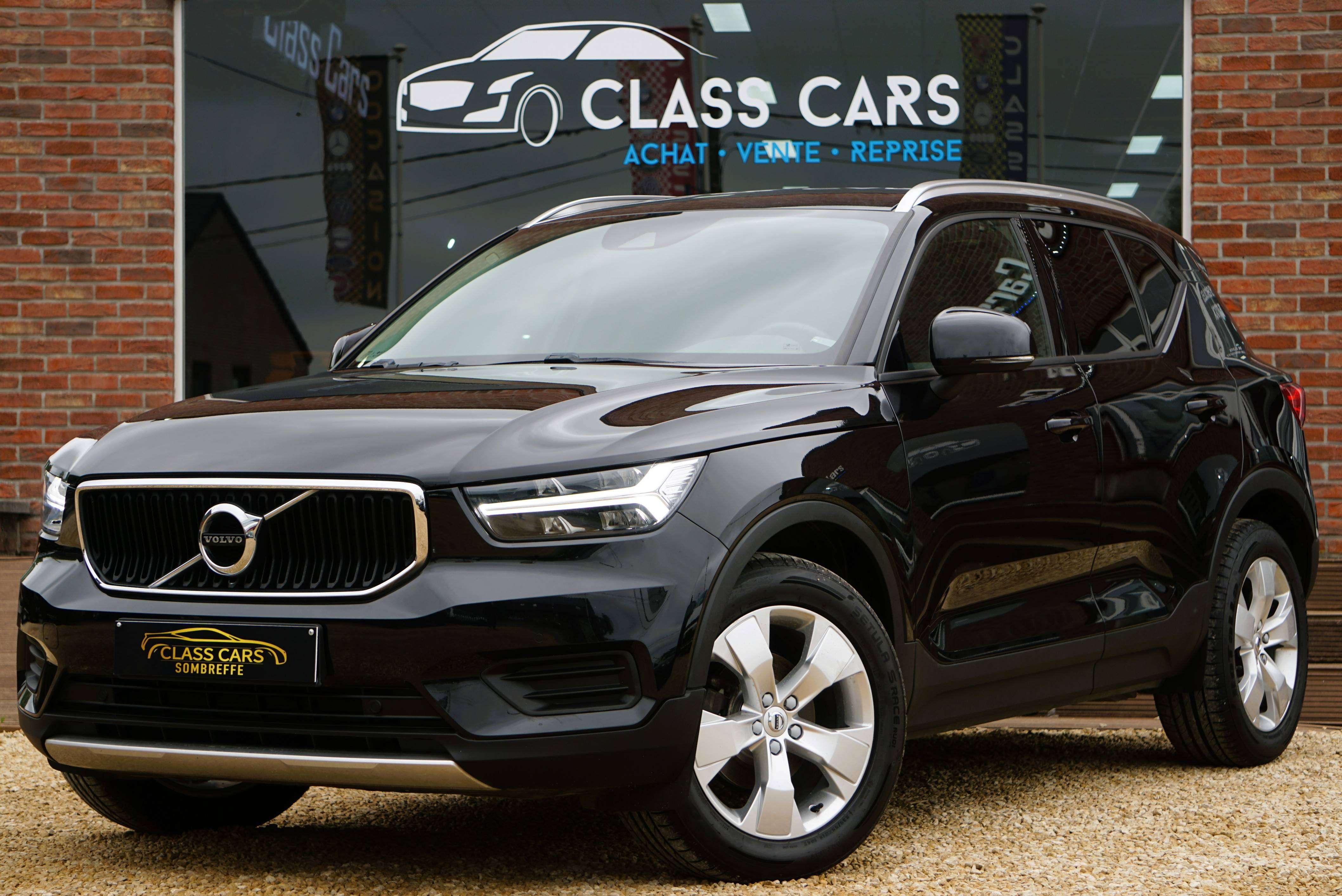 Volvo XC40 1.5 T3 Momentum Pro -CUIR-CARPLAY-NAVI-CAMERA-EU6d