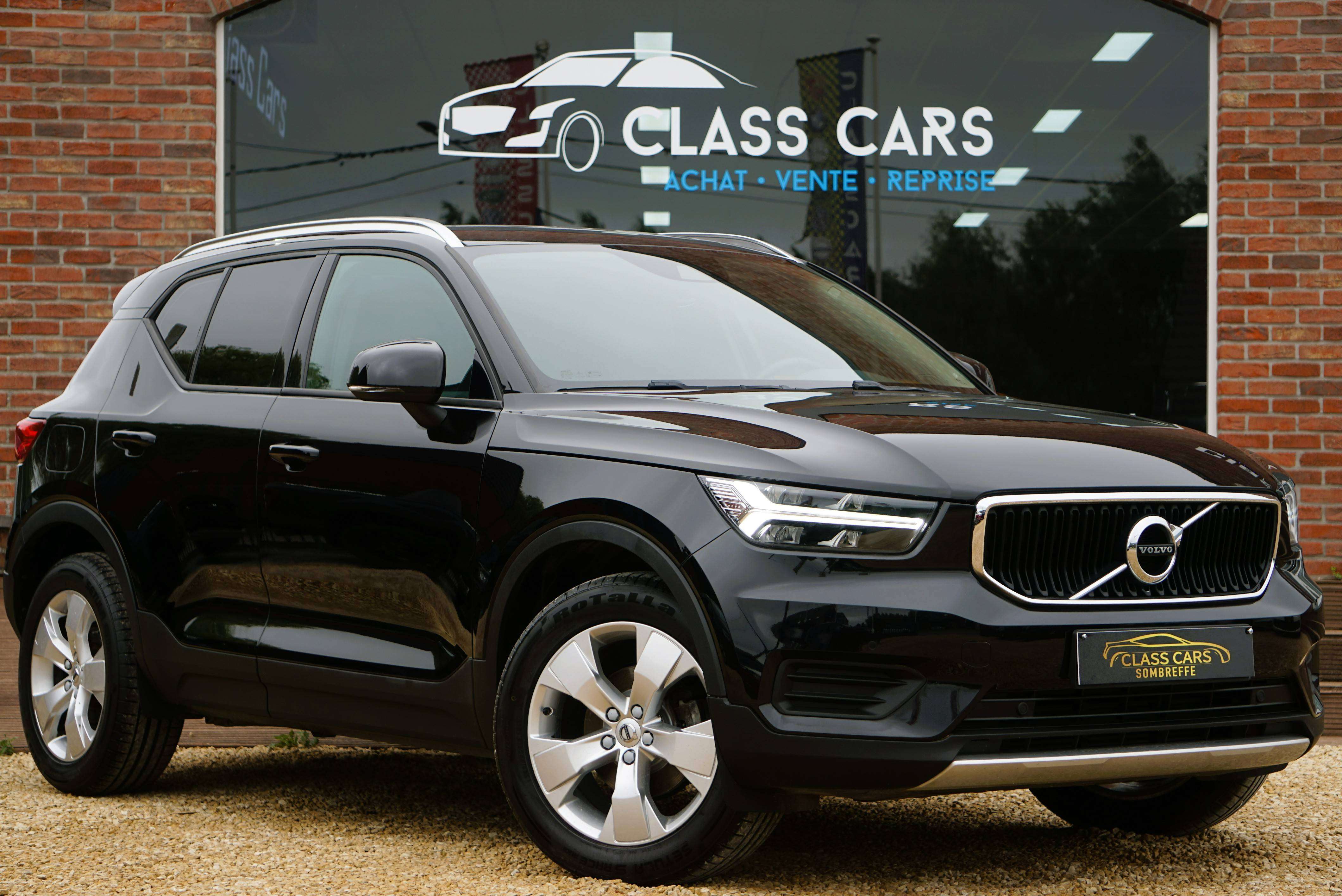 Volvo XC40 1.5 T3 Momentum Pro -CUIR-CARPLAY-NAVI-CAMERA-EU6d