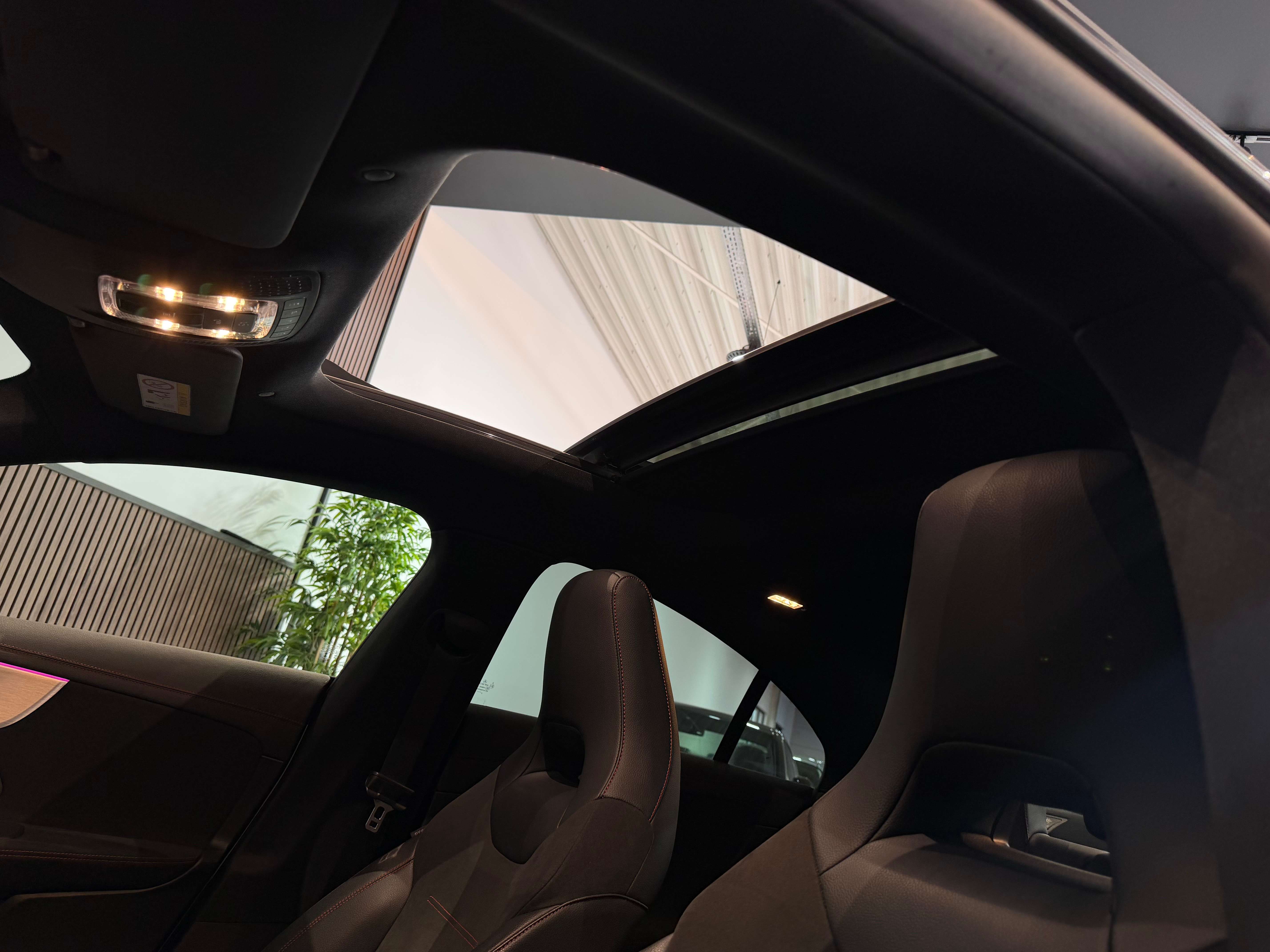 Mercedes-Benz CLA 180 d AMG Line - GARANTIE 12MOIS - TOIT OUVRANT - 2.0 DIESEL - AUTOMATIQUE