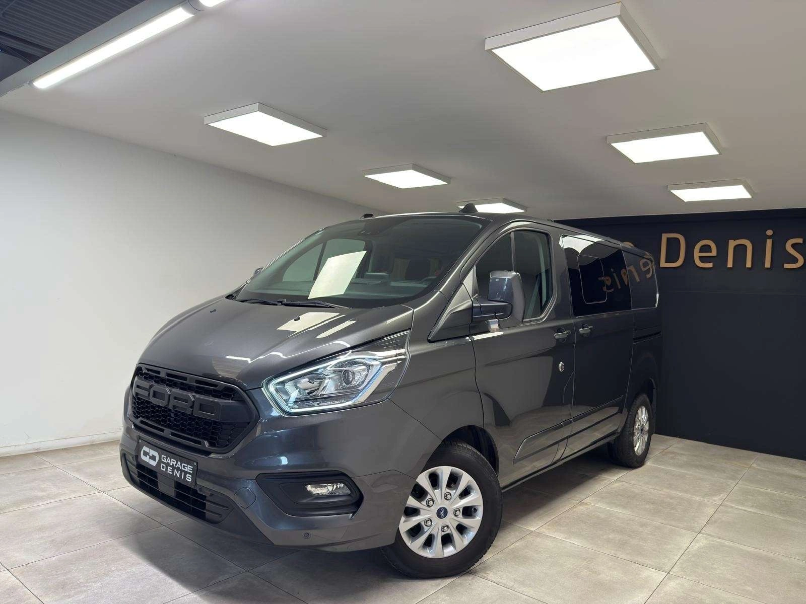 Ford Transit Custom L2H1 Limited Titanium Double Cabine**GPS**CAMEREA*