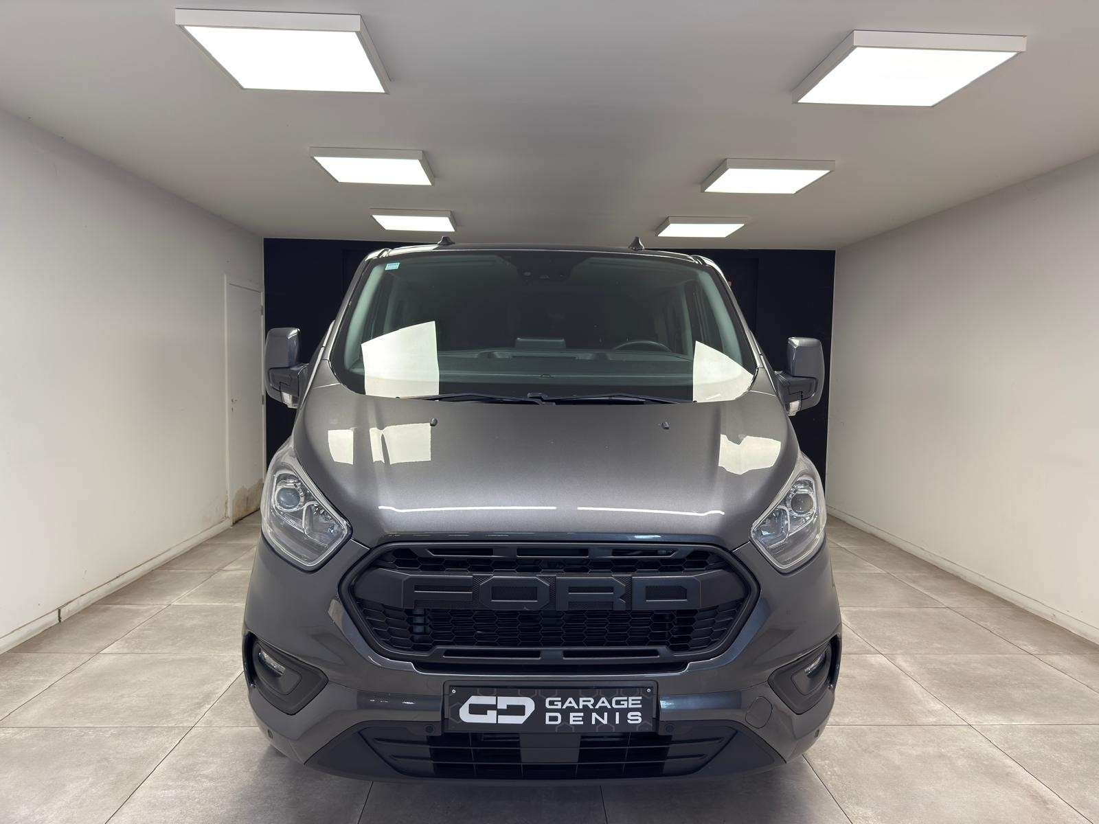 Ford Transit Custom L2H1 Limited Titanium Double Cabine**GPS**CAMEREA*