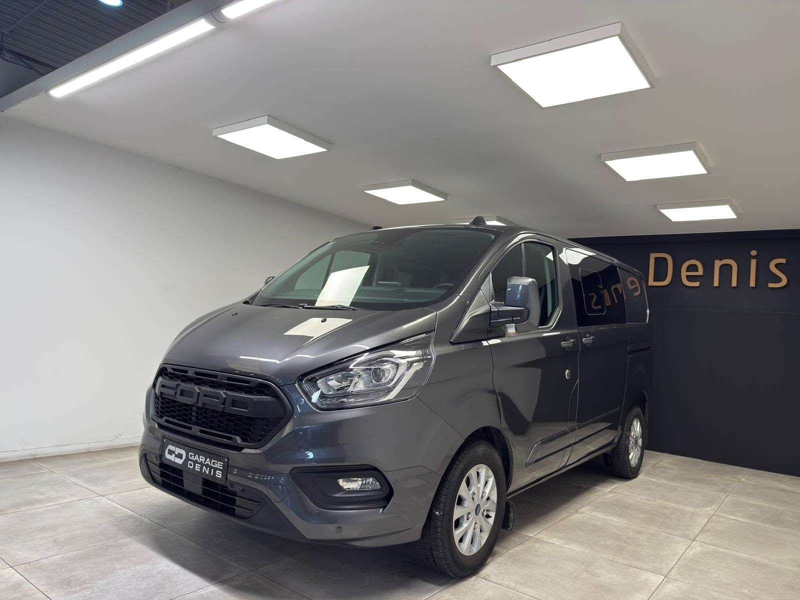 Ford Transit Custom L2H1 Limited Titanium Double Cabine**GPS**CAMEREA*