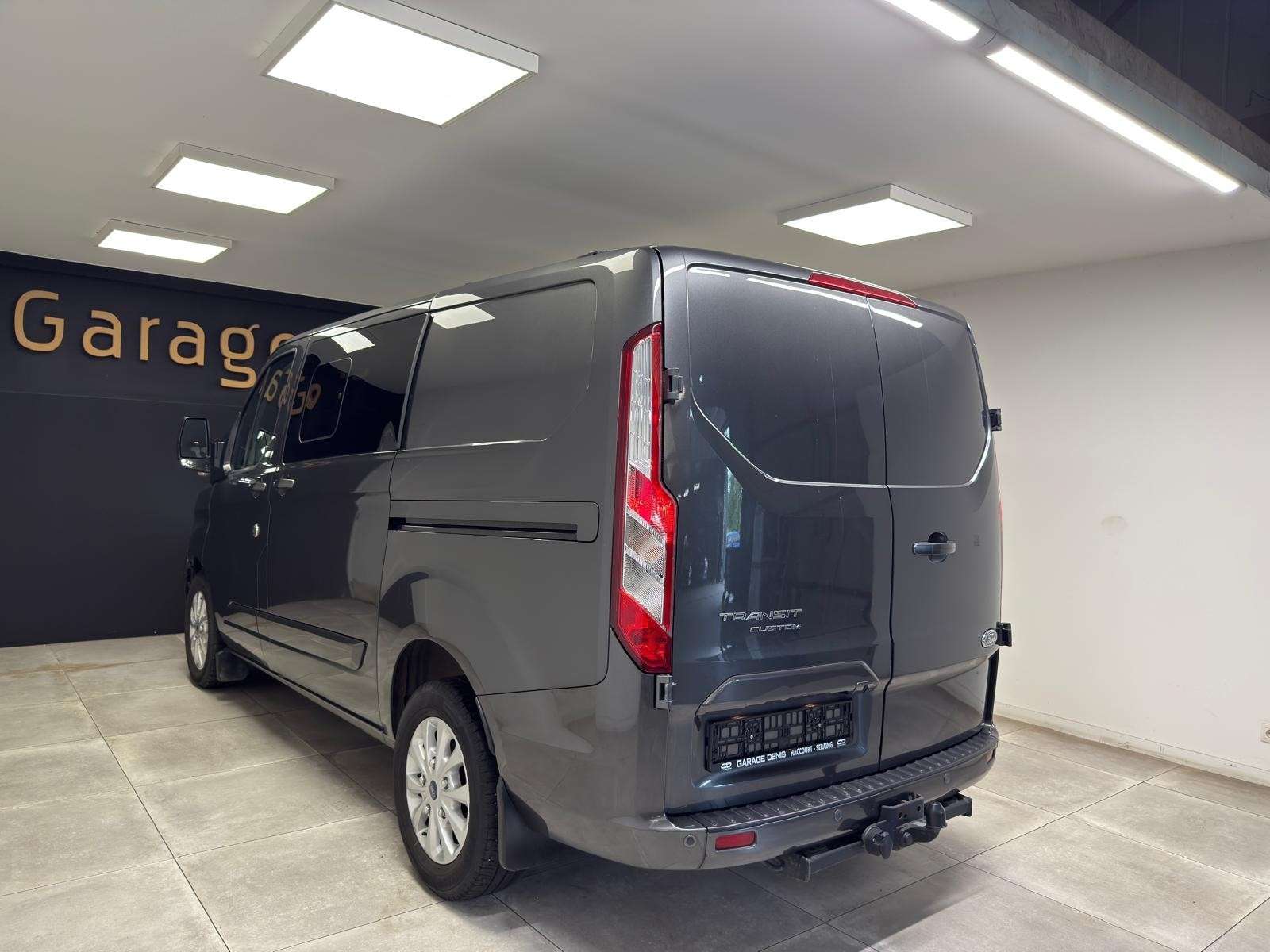 Ford Transit Custom L2H1 Limited Titanium Double Cabine**GPS**CAMEREA*