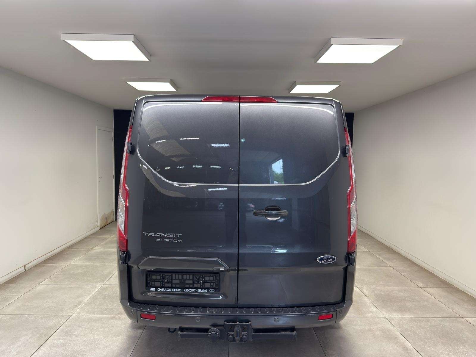 Ford Transit Custom L2H1 Limited Titanium Double Cabine**GPS**CAMEREA*