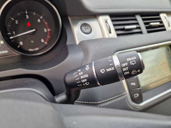 Land Rover Range Rover Evoque (2) TD4 180 HSE DYNAMIC