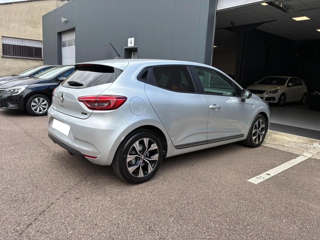 Renault Clio 5 1.6 E-TECH 145H HYBRID | 1ERE MAIN SUIVI SOCIETE 2 PLACES PEU KM CARPLAY 01