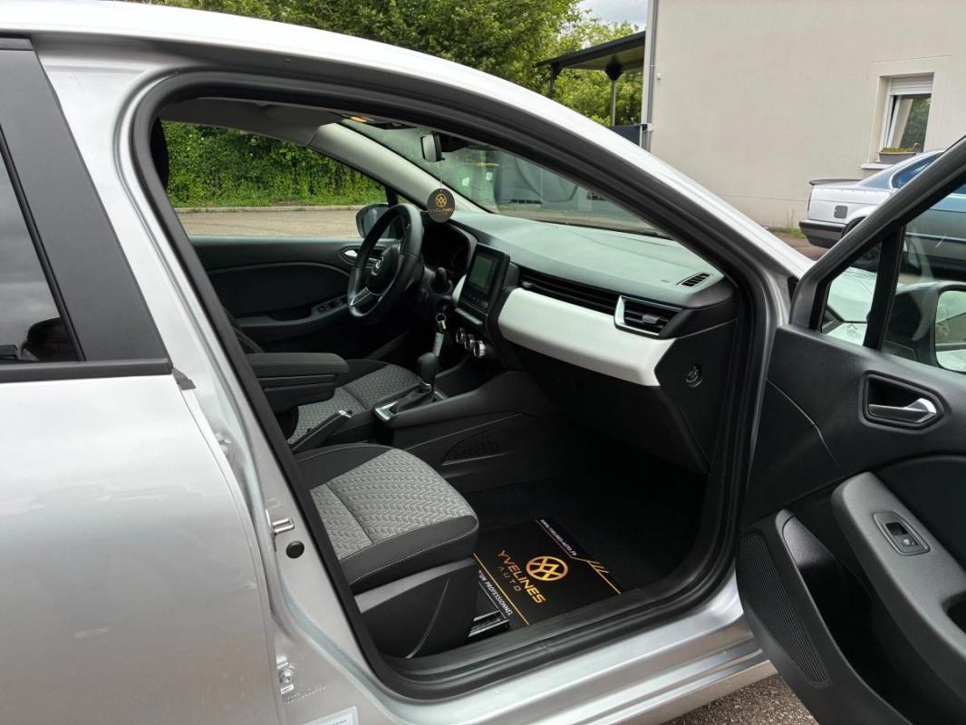 Renault Clio 5 1.6 E-TECH 145H HYBRID | 1ERE MAIN SUIVI SOCIETE 2 PLACES PEU KM CARPLAY 01