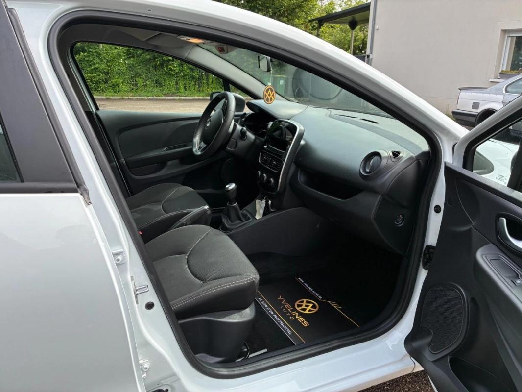 Renault Clio 4 (IV) | TCE 75 BUSINESS 1ER MAIN FR SUIVI SOCIETE 2 PL.| FAIBLE KM FD547