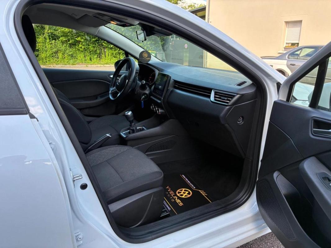 Renault Clio 5 (V) 1.0 TCE 100 BUSINESS | GPS CARPLAY 1ERE MAIN SUIVI COMPLET REF01