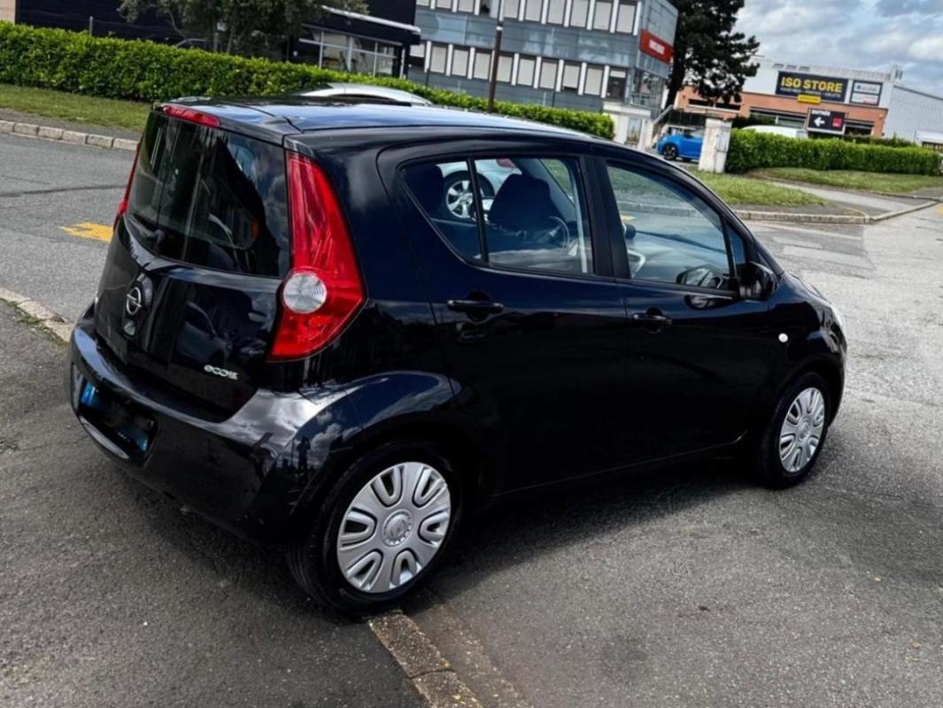 Opel Agila 