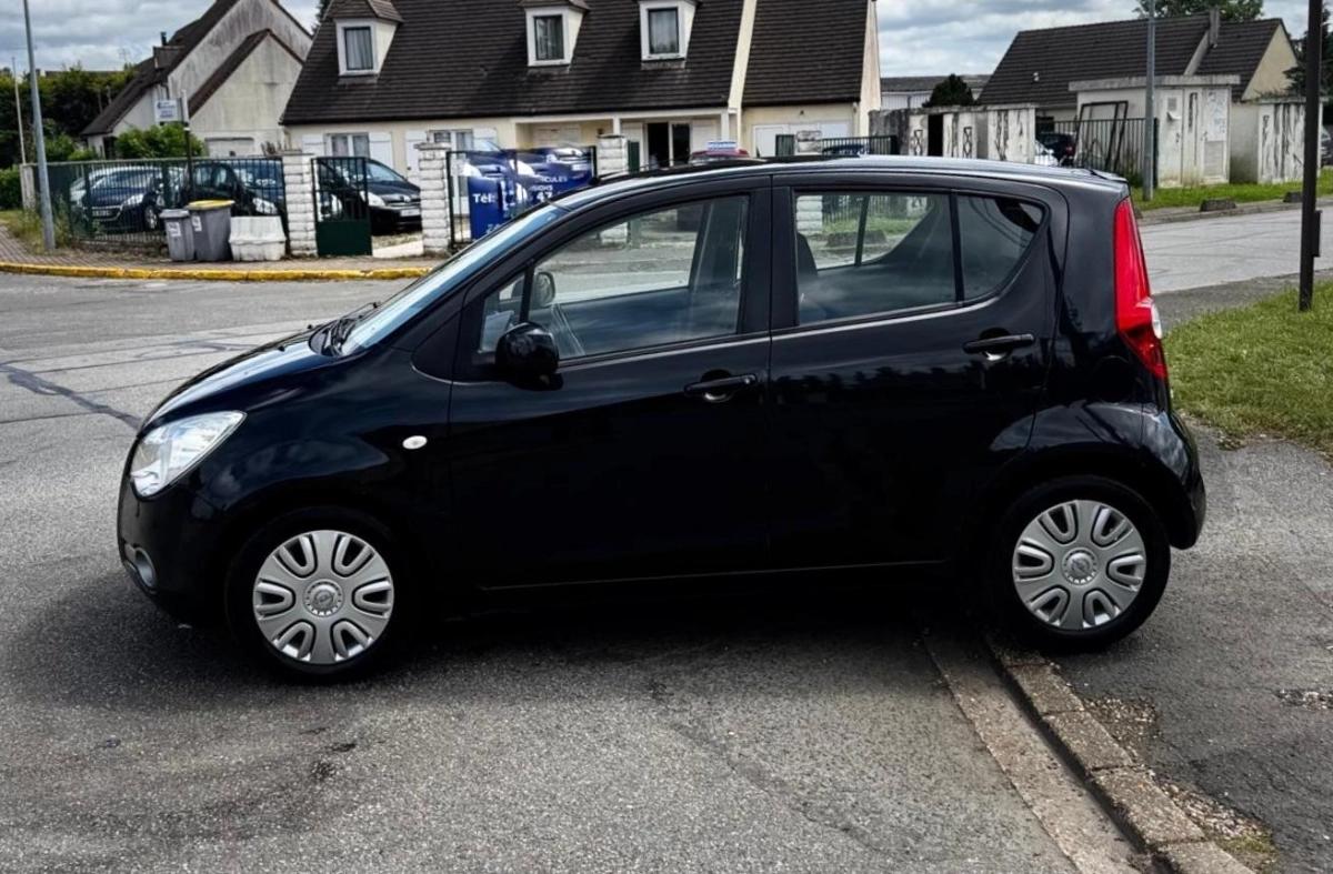 Opel Agila 