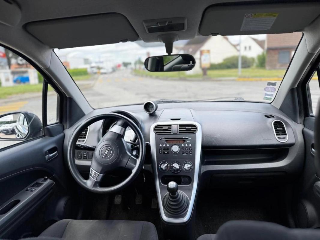 Opel Agila 